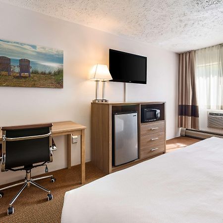 Quality Inn Petoskey-Harbor Springs Exterior foto
