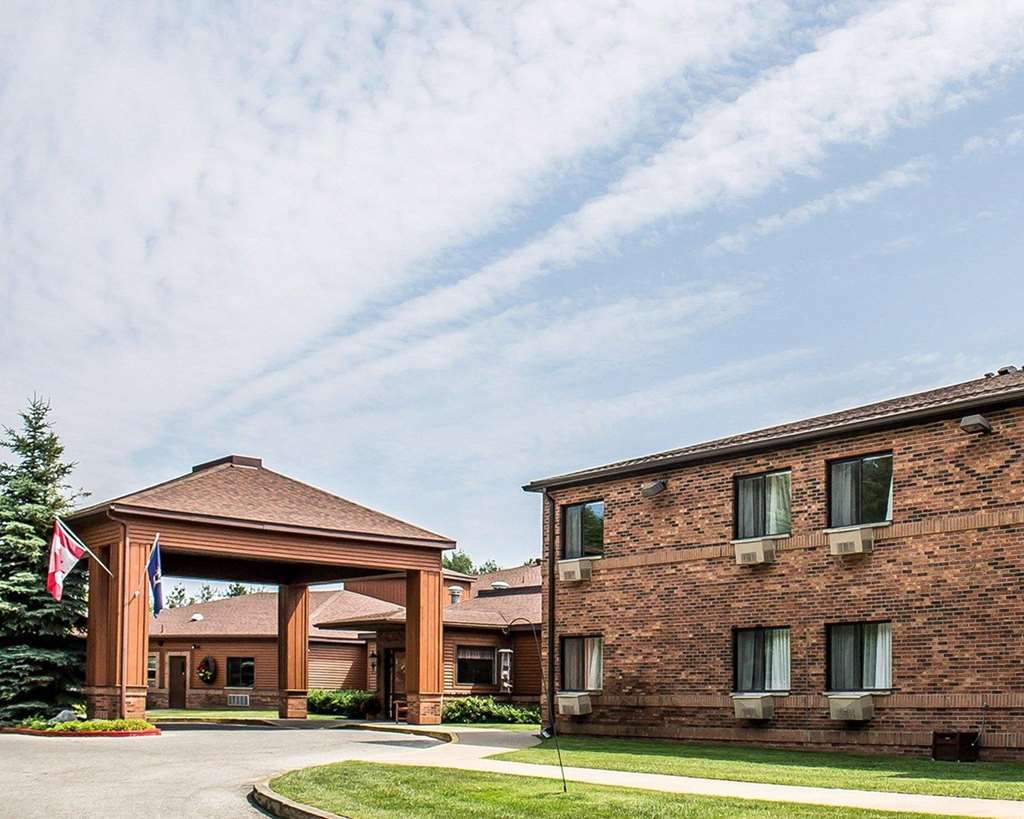 Quality Inn Petoskey-Harbor Springs Exterior foto