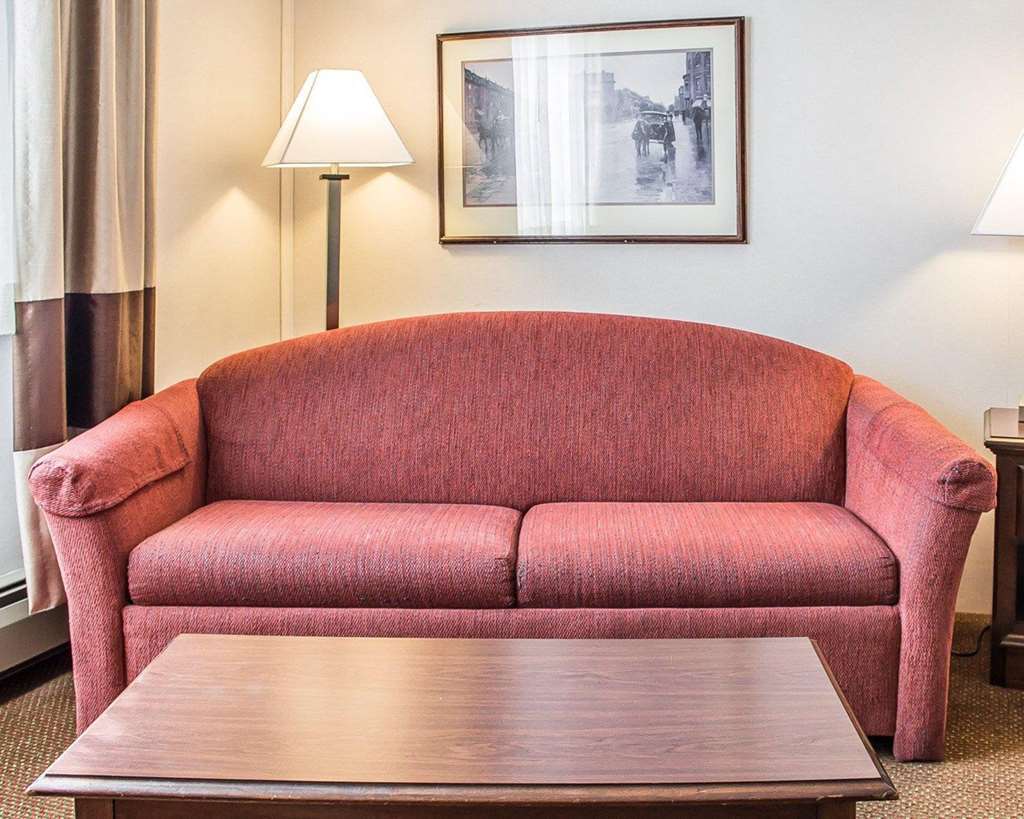 Quality Inn Petoskey-Harbor Springs Zimmer foto